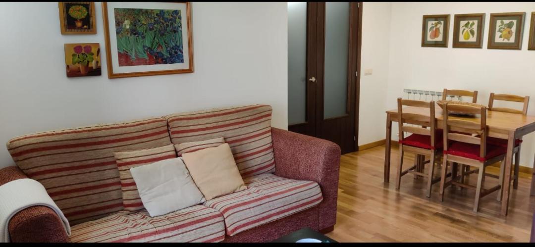 Appartement Check-In Casas Labert à Benasque Extérieur photo